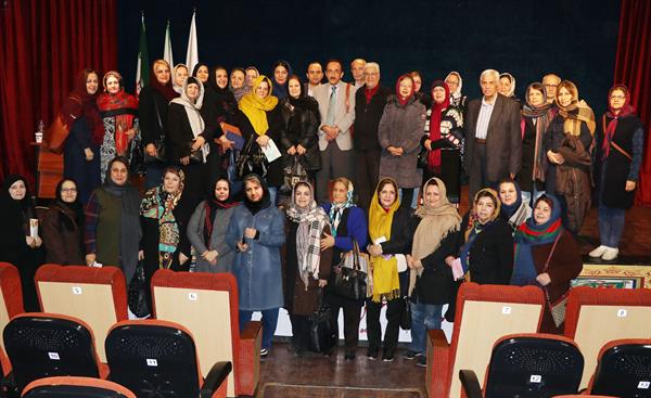 سمینار بیماری های ستون فقرات با حضور دکتر بهرام مبینی 6