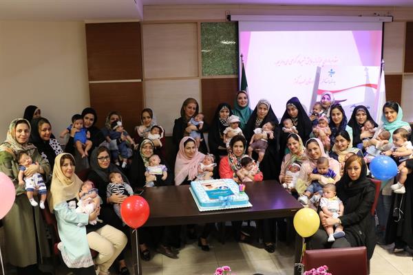 جشن شیر مادر