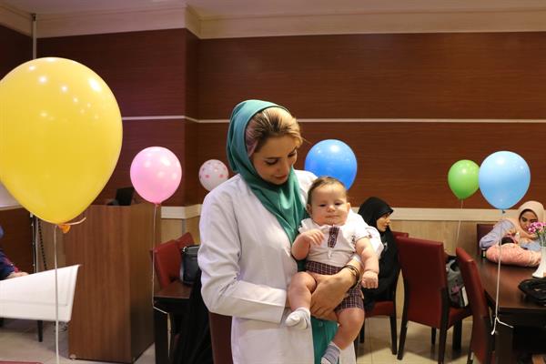 جشن شیر مادر