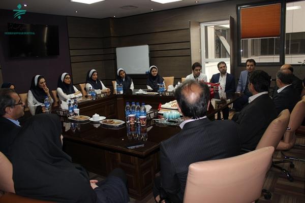 روز علوم آزمایشگاهی 95