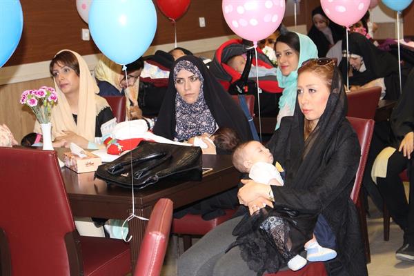 جشن شیر مادر