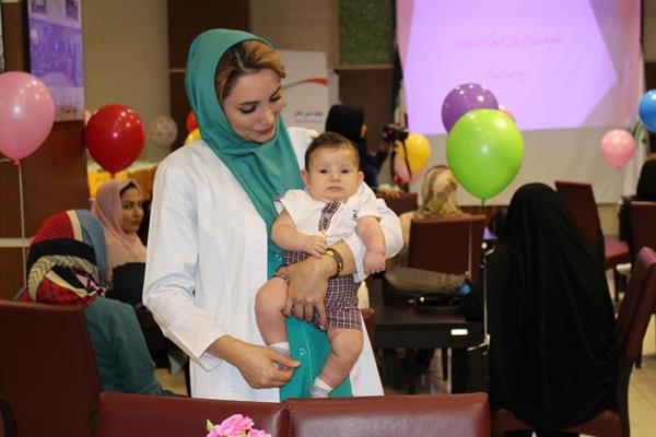 جشن شیر مادر