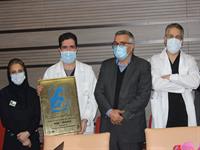 اخذ لوح دوستدار کودک در بیمارستان محب کوثر 11