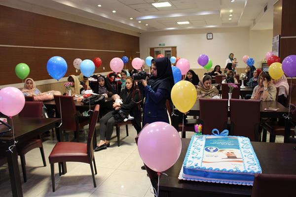 جشن شیر مادر