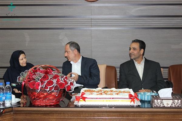 روز علوم آزمایشگاهی 95