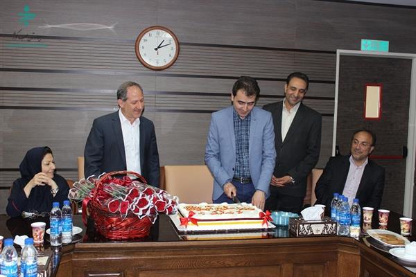 روز علوم آزمایشگاهی 95