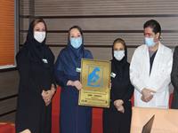 اخذ لوح دوستدار کودک در بیمارستان محب کوثر 12