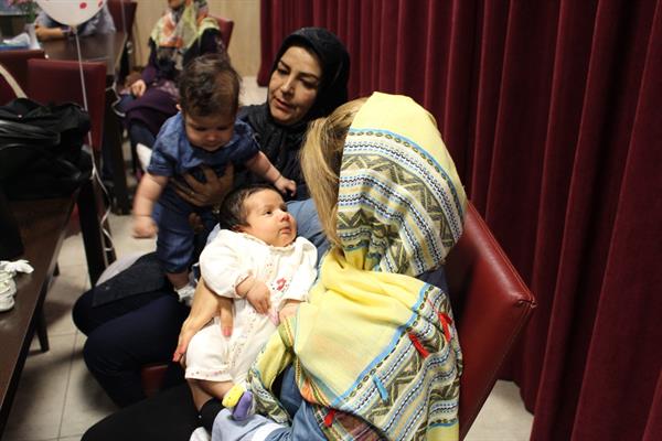 جشن شیر مادر